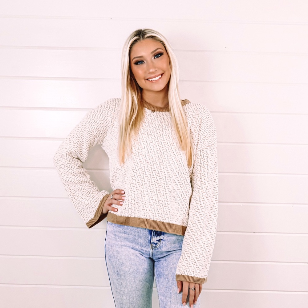 Bell sweater sleeve